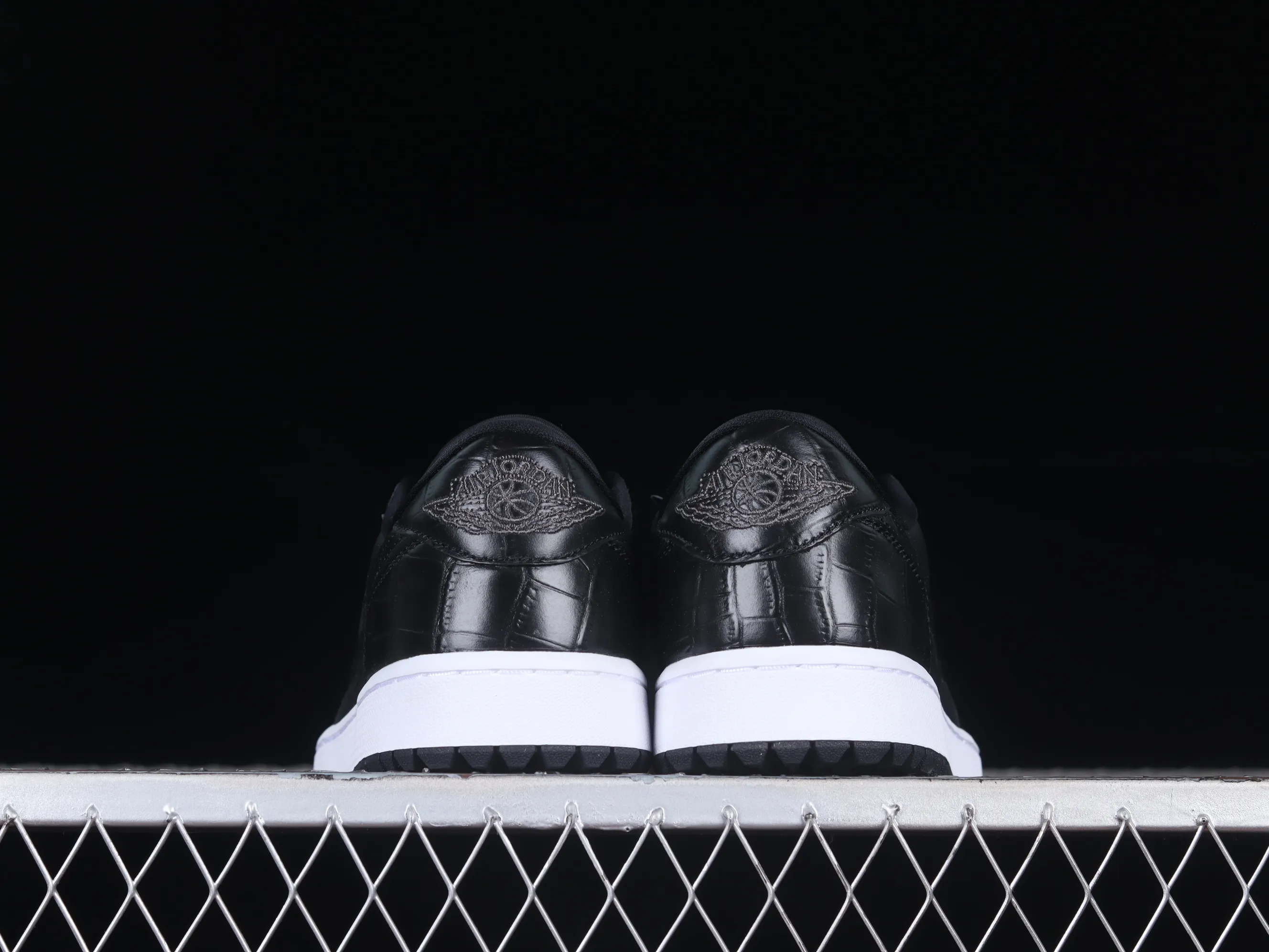 All categories Air Jordan Jordan series basketball shoes Air Jordan 1 Low G version pure original Air Jordan 1 Low Golf "Black Snake Pattern" AJ1 Joe 1 new golf version black snake pattern DD9315-003